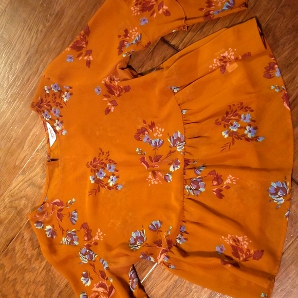 Arizona Jean's Medium Top - Picture 1 of 5